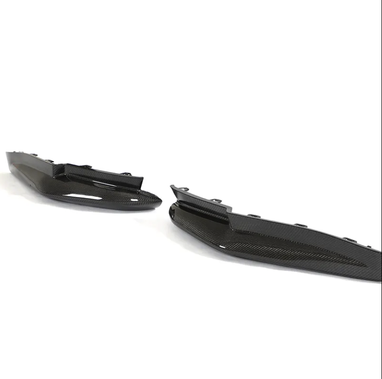 Carbon Fiber Rear Diffuser with Side Extensions – BMW G80 M3 / G82 M4 (2021+)